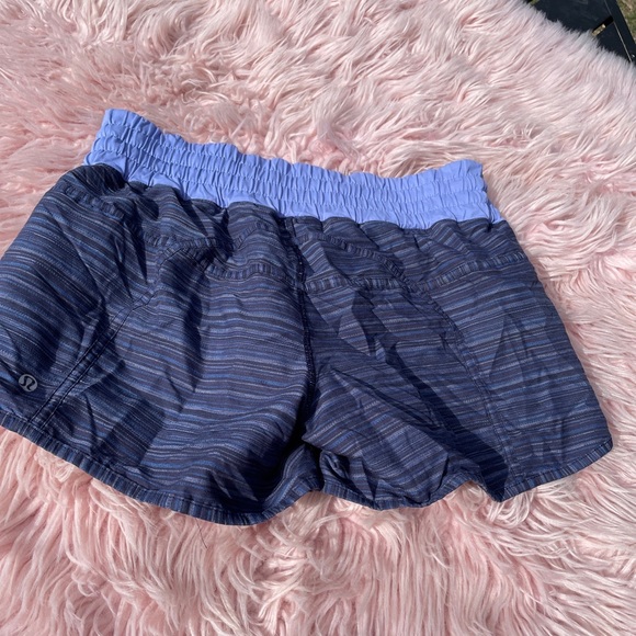 Lululemon We Are From Space Cadet Blue Stripe Lullaby Tracker Short II 2-way 10 - Picture 2 of 5